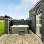 Three-bedroom In Haderslev