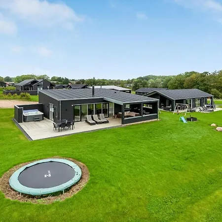 Holiday home Amazing In With Kitchen *