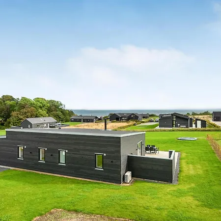 Amazing In With Kitchen Holiday home