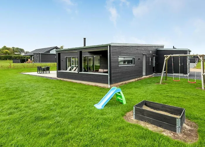 Three-bedroom In بيت للعطل *